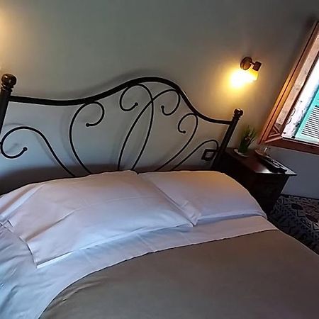 B&B Da Giua' Apricale Bagian luar foto